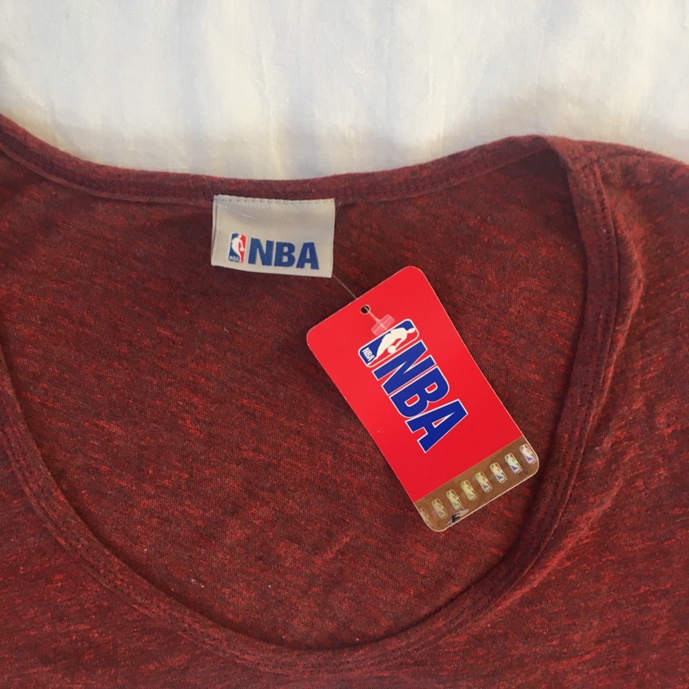 NBA Philadelphia 76ers size large NWT long sleeve - Picture 5 of 8